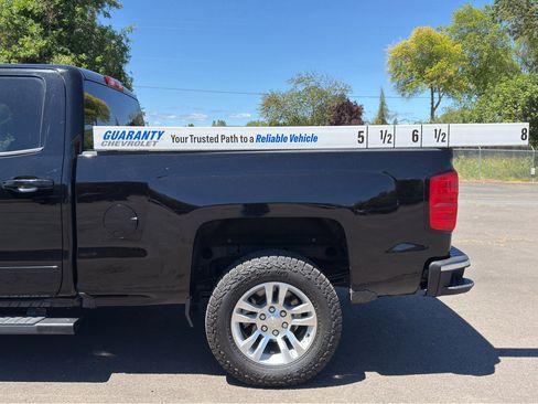 Used 2018 Chevrolet Silverado 1500 LT w/ All Star Edition AWD/4WD image 28