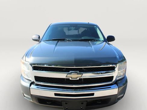Used 2011 Chevrolet Silverado 1500 LT w/ All-Star Edition RWD image 2