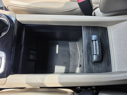 Used 2017 Honda Ridgeline RTL-E image 31