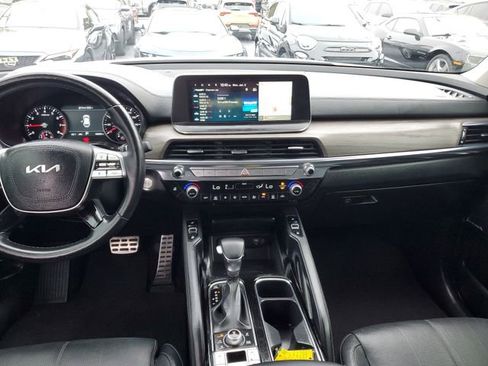 Used 2022 Kia Telluride SX w/ Nightfall Edition Package image 11