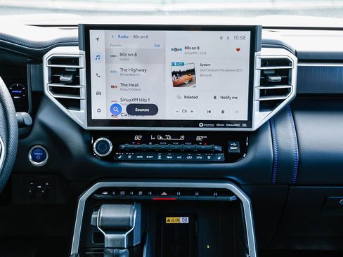 Used 2023 Toyota Sequoia Platinum image 11