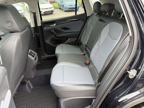 New 2026 Volkswagen Tiguan SE AWD/4WD image 23