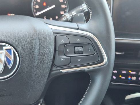 Used 2022 Buick Envision Essence w/ Safety Package image 30