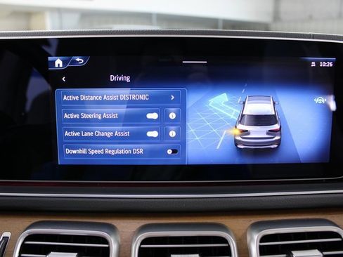 Used 2024 Mercedes-Benz GLS 450 GLS 450 4MATIC image 28