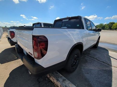 New 2025 Honda Ridgeline TrailSport+ image 3