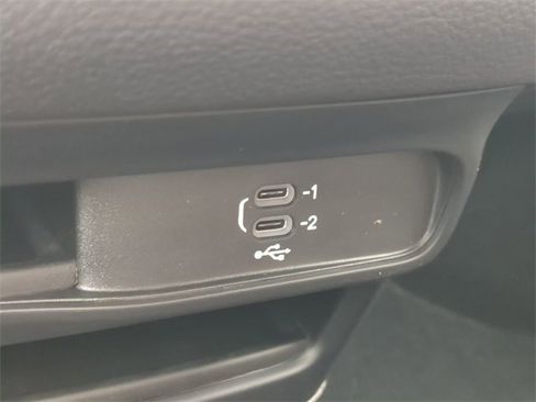 New 2026 Chrysler Pacifica Select image 20