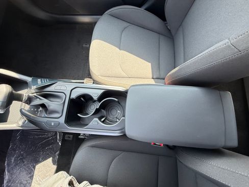 New 2026 Kia K4 FWD image 17