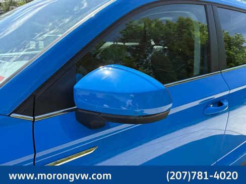 Used 2023 Volkswagen Taos SE w/ Panoramic Sunroof Package AWD/4WD image 10
