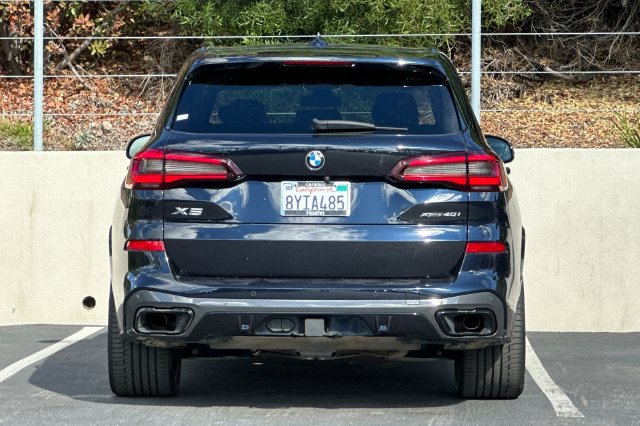 Used 2022 BMW X5 xDrive40i w/ M Sport Package AWD/4WD image 4