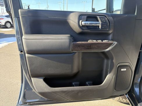 Used 2020 GMC Sierra 2500 Denali w/ Denali Ultimate Package image 9