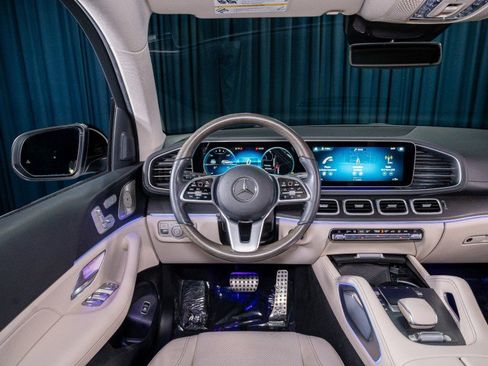 Certified 2023 Mercedes-Benz GLS 450 4MATIC image 15