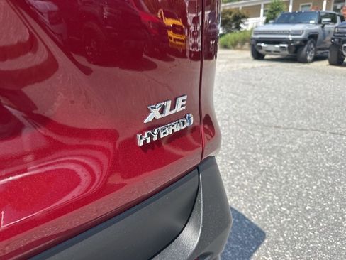 Used 2024 Toyota RAV4 XLE image 27