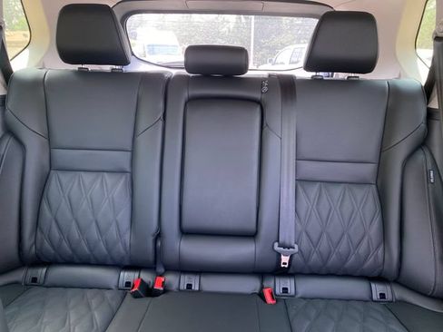 New 2026 Nissan Rogue Platinum w/ Platinum Premium Package AWD/4WD image 11