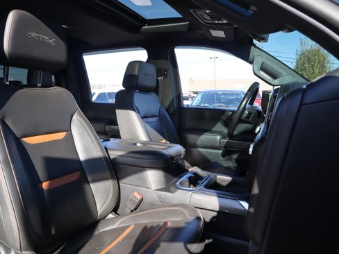 Used 2020 GMC Sierra 2500 AT4 w/ Technology Package image 38