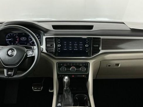 Used 2019 Volkswagen Atlas SEL R-Line FWD image 23