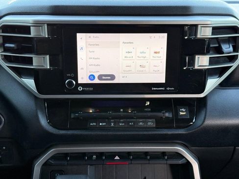 Used 2022 Toyota Tundra SR5 image 15