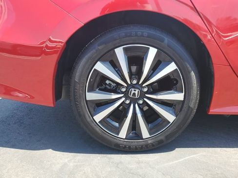 Certified 2022 Honda Civic EX image 5
