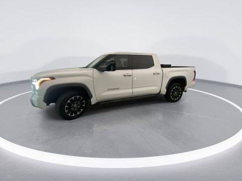 Used 2023 Toyota Tundra Limited AWD/4WD image 3