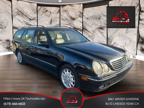 Used 2000 Mercedes-Benz E 320 Wagon image 2