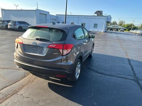 Used 2018 Honda HR-V LX image 7