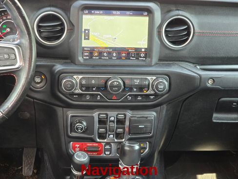 Used 2020 Jeep Gladiator Rubicon AWD/4WD image 17