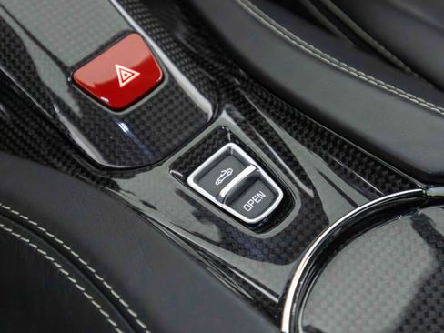 Certified 2016 Ferrari California T image 41