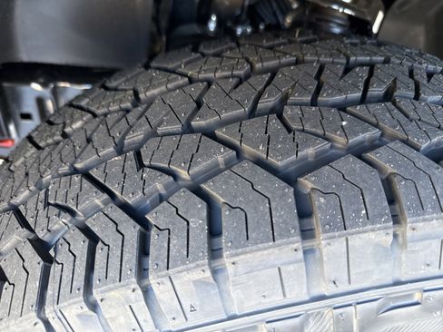 New 2026 Nissan Frontier PRO-4X w/ Pro-4x Convenience Package image 12