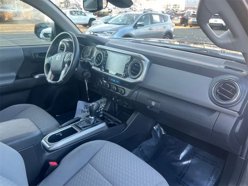 Used 2022 Toyota Tacoma SR5 image 16