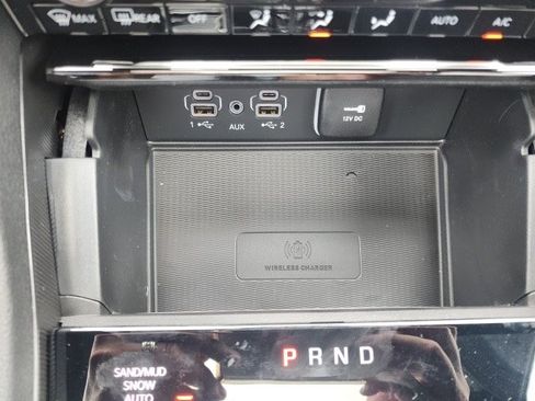 New 2025 Jeep Grand Cherokee Limited w/ Luxury Tech Group II image 10