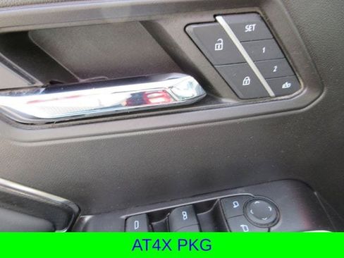 Used 2024 GMC Canyon AT4X AWD/4WD image 12