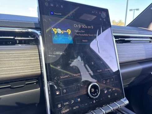 New 2025 GMC Sierra EV Denali image 13