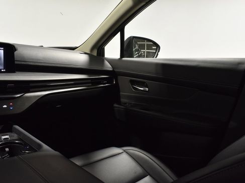 Used 2025 Nissan Murano SV image 14