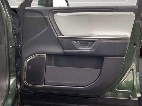 Used 2025 Rivian R1T Adventure image 19