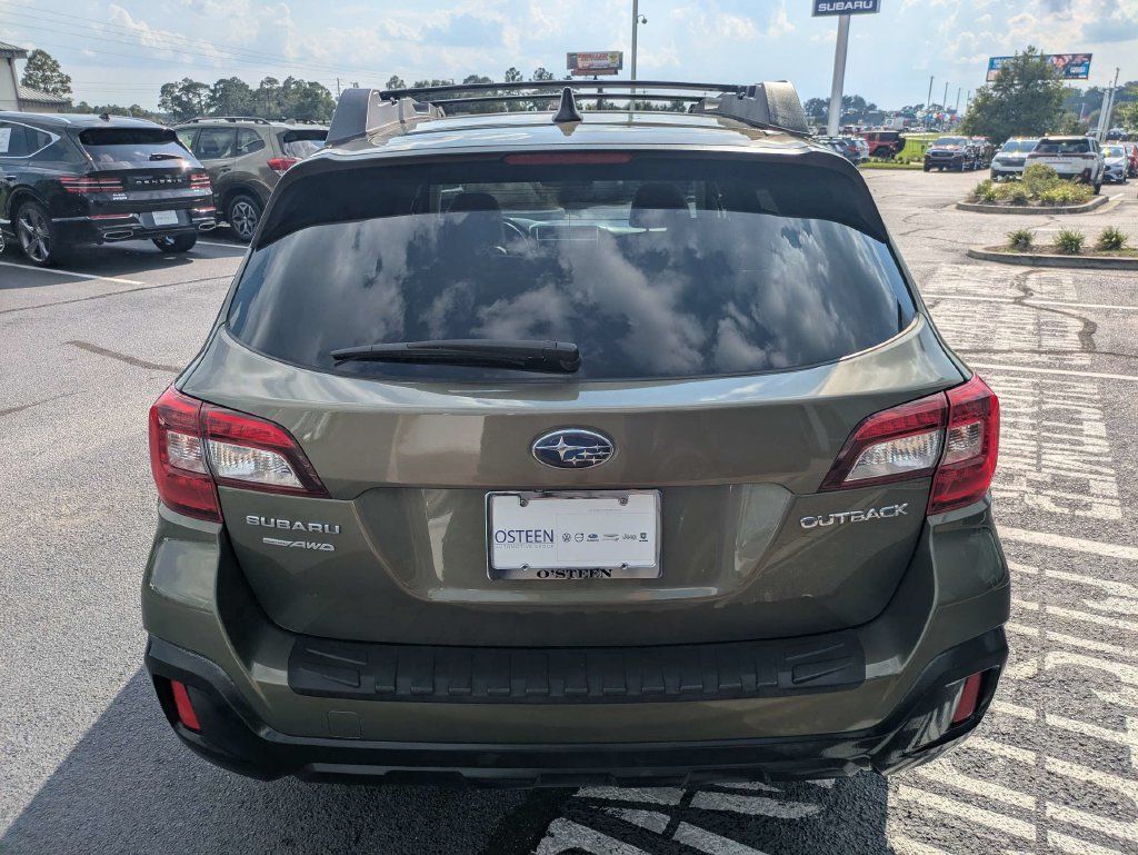 Used 2019 Subaru Outback 2.5i Premium AWD/4WD image 6