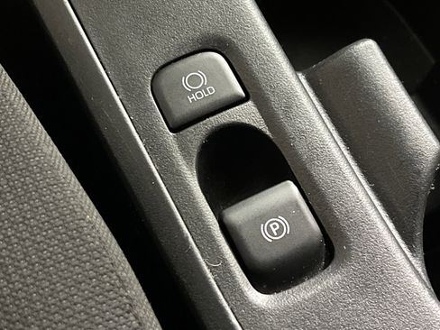 Used 2024 Toyota Corolla LE image 31