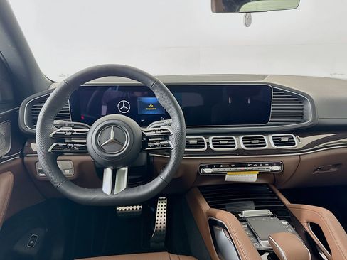 New 2026 Mercedes-Benz GLS 450 GLS 450 image 25