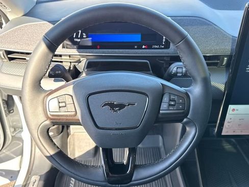 Used 2023 Ford Mustang Mach-E Premium image 18