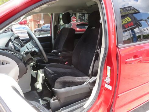 Used 2014 Dodge Grand Caravan SE w/ Quick Order Package 29E SE FWD image 10