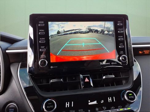 Used 2022 Toyota Corolla XSE image 18