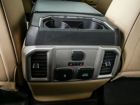 Used 2017 Ford F150 Lariat w/ Equipment Group 502A Luxury image 19