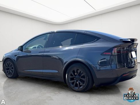 Used 2025 Tesla Model X AWD/4WD image 4