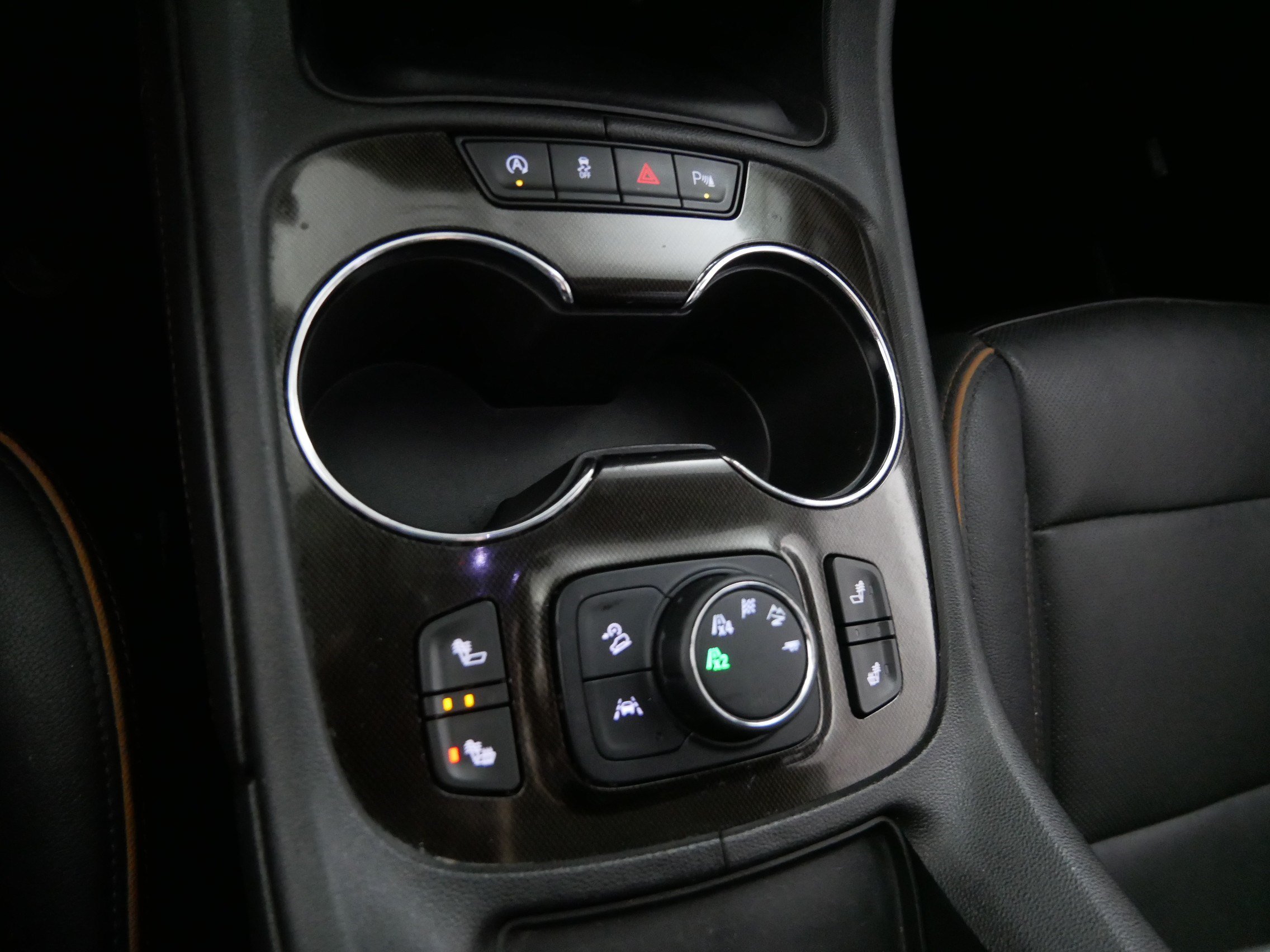 Used 2020 GMC Acadia AT4 w/ Driver Alert Package II AWD/4WD image 29