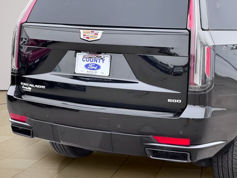 Used 2023 Cadillac Escalade Sport AWD/4WD image 48