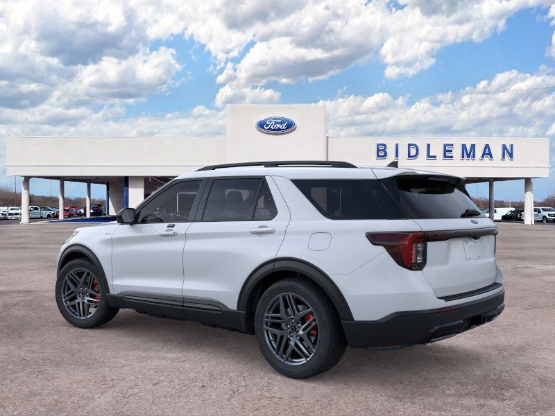 New 2026 Ford Explorer ST-Line w/ ST-Line Street Pack AWD/4WD image 4