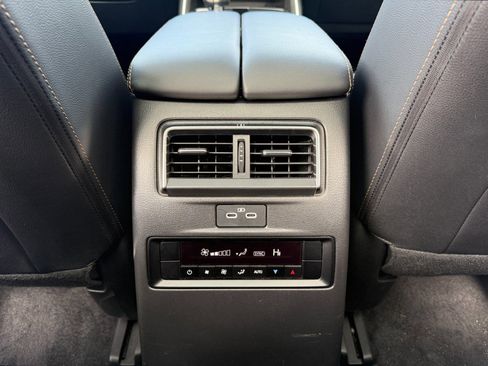 Used 2024 MAZDA CX-90 3.3 Turbo w/ Premium Package image 33