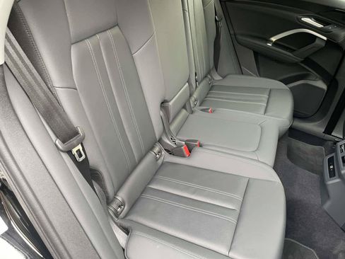 Certified 2025 Audi Q5 Premium w/ Convenience Package AWD/4WD image 22