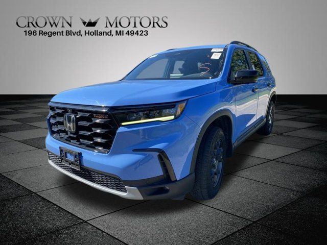 Used 2023 Honda Pilot TrailSport image 7