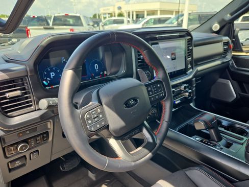 Used 2025 Ford F150 Raptor AWD/4WD image 16