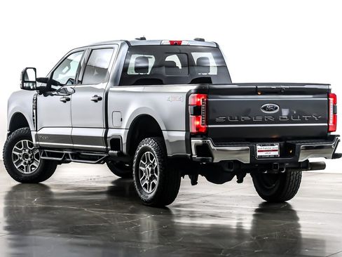 Used 2024 Ford F250 Lariat image 12