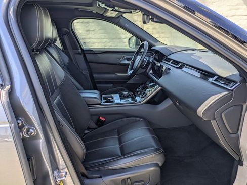 Used 2018 Land Rover Range Rover Velar R-Dynamic SE AWD/4WD image 22